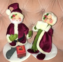 Vintage Annalee Christmas dolls.