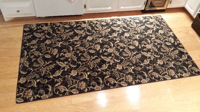 Area rug, 44" x 78"