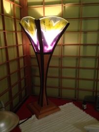 Perry Hamilton accent lamp. Valued at $300. Starting bid, $150.
