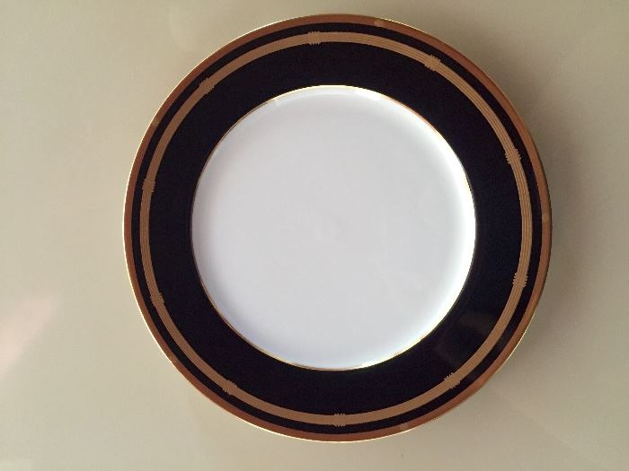 12 piece place setting
Christian Dior! 