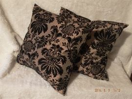 decorative pillows $ 5.00