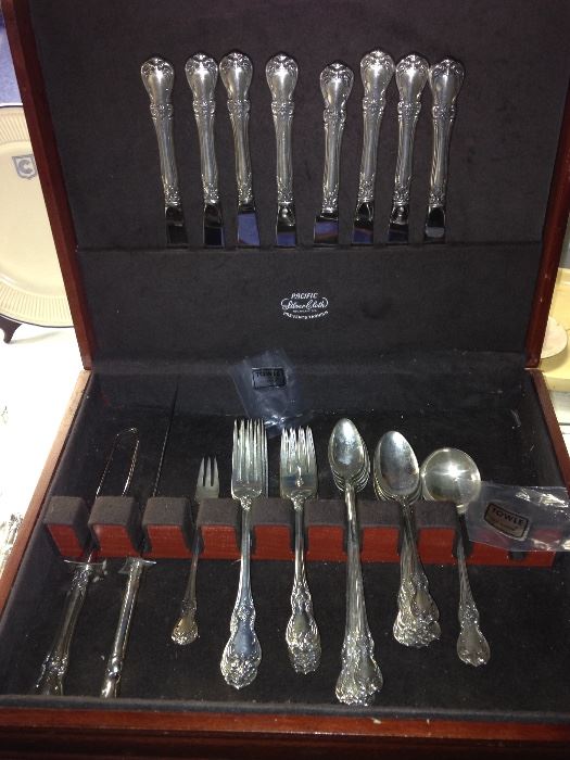 46 Pieces of Old Master Sterling Flatware by Towle includes carving set. 