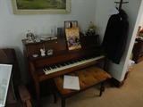 Another Fabulous View of the Baldwin Upright Piano