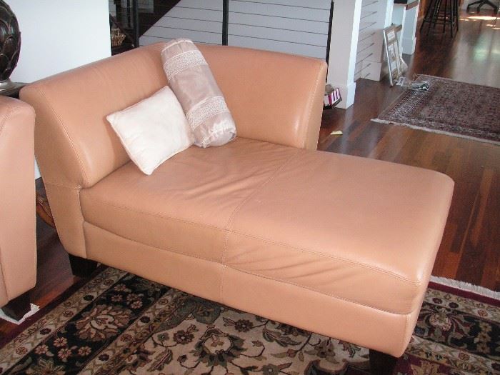 Chateau d'Ax leather chaise lounge - Made in Italy