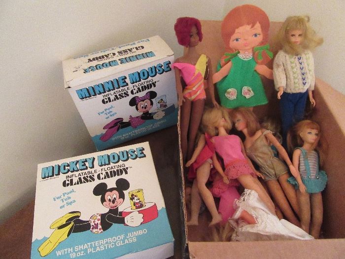 Barbie collection and vintage Mickey/Minnie Mouse 