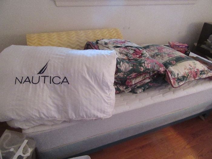 twin bed, Nautica comforter and quilt set
