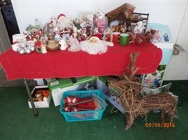 CHRISTMAS DECOR ITEMS