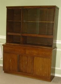 Display cabinet