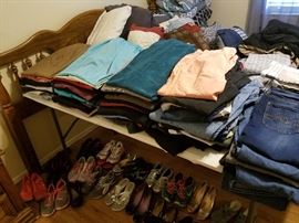 men and women's clothing, scrubs size small