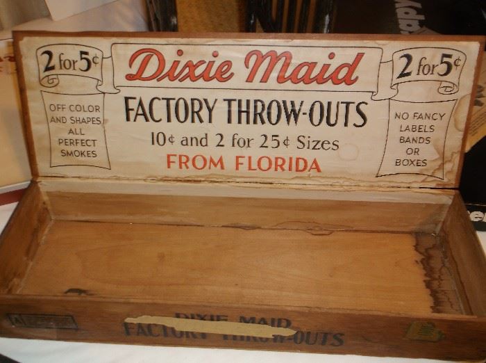 Large Dixie Maid cigar bos
