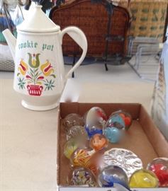 PAPERWEIGHTS AND COOKIE POT