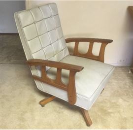 Mid Century  wood frame lounge/arm chair  