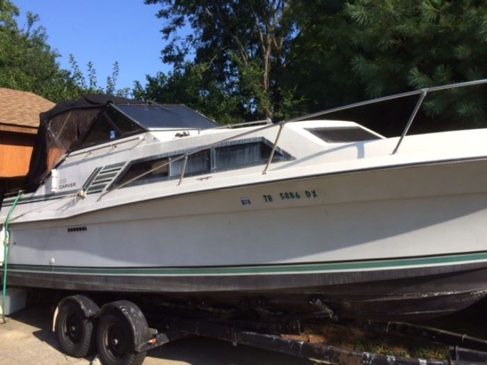 1984 Carver Yacht SunSeeker Monterey (2687) 27' 260 hpV8 Mere Cruiser with trailer