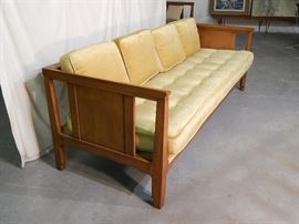 Dunbar daybed
