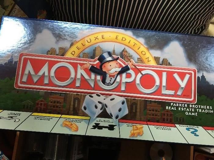 Deluxe Edition Monopoly 