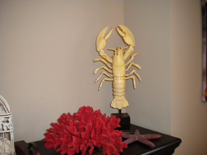 Lobster and seaside decor