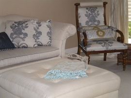 Drexel Heritage Sofa/Couch