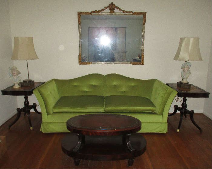 One of a kind sofa in mint condition