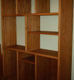 Very nice wall unit for media, books or display.  Oak in good condition.