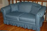 Matching love seat - very comfortable.