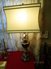 Heavy Lamp with unique lampshade