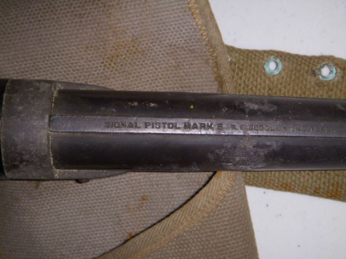 Signal Pistol Mark 5, dated 1943