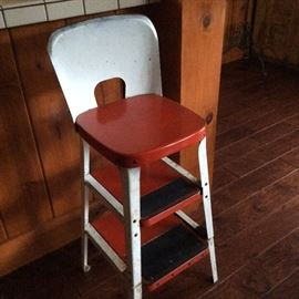 Kitchen: Nice metal kitchen stool/chair.