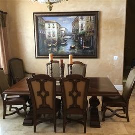 Traditional Dining Room Set