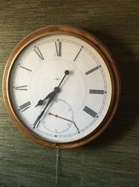 Huge 42 inch Howard Miller Clock, electric