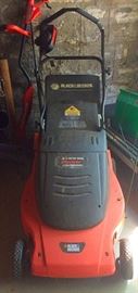 Black & Decker Electric Lawn Mower