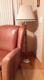 oak floor lamp / leather chair