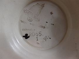 Mettlach 2.4L #2065 Councilman and Barmaid Etched Beer Stein 14 1/2" , METTLACH 2065 STEIN