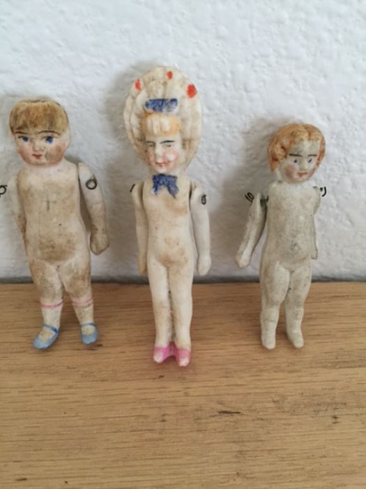 3 frozen charlotte dolls