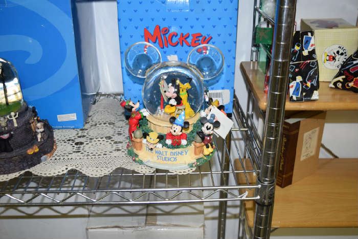 Mickey Disney Studio Snow Globe