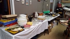 Assorted Kitchen items, Small Appliances