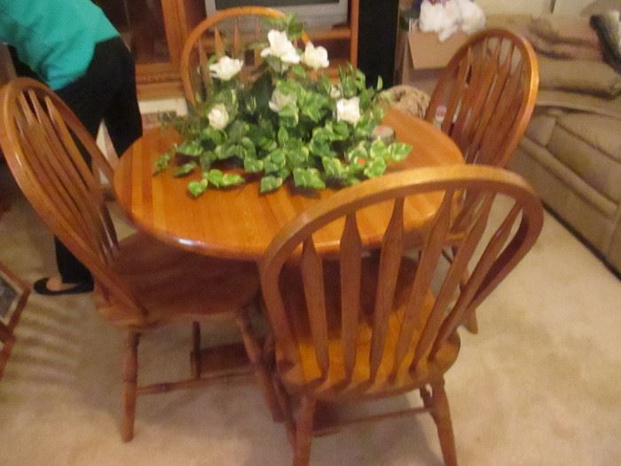 4 oak chairs and table 