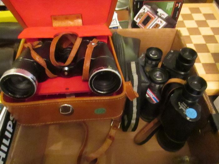 binoculars with case, some without
