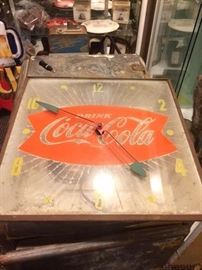 50's electric clock with glass lens