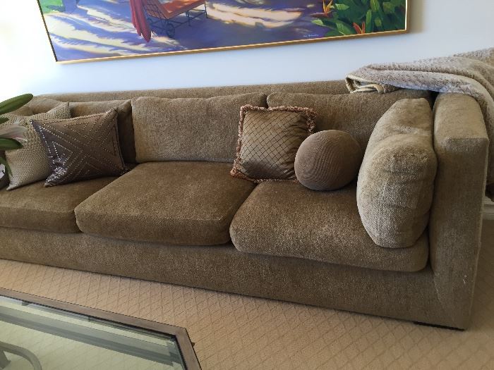 Kris living room sofa,  Beautiful condition