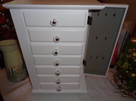 White wood jewelry chest