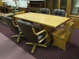 oak table & chairs 