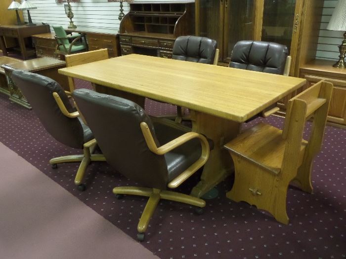 oak table & chairs 