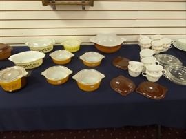 (This is the remaining Pyrex of the Love Pyrex & Other Stuff Sale)