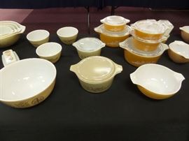 (This is the remaining Pyrex of the Love Pyrex & Other Stuff Sale)