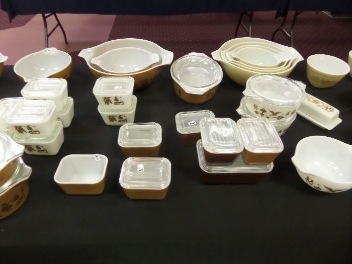 (This is the remaining Pyrex of the Love Pyrex & Other Stuff Sale)