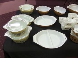 (This is the remaining Pyrex of the Love Pyrex & Other Stuff Sale)