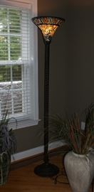 Lovely Tiffany style floor lamp