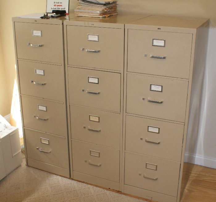 Metal 4-drawer file cabinets