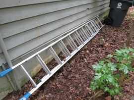 Werner 3 section 28' ext. ladder.