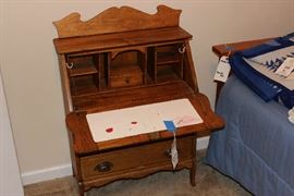 CHILDS SECRETARY DESK